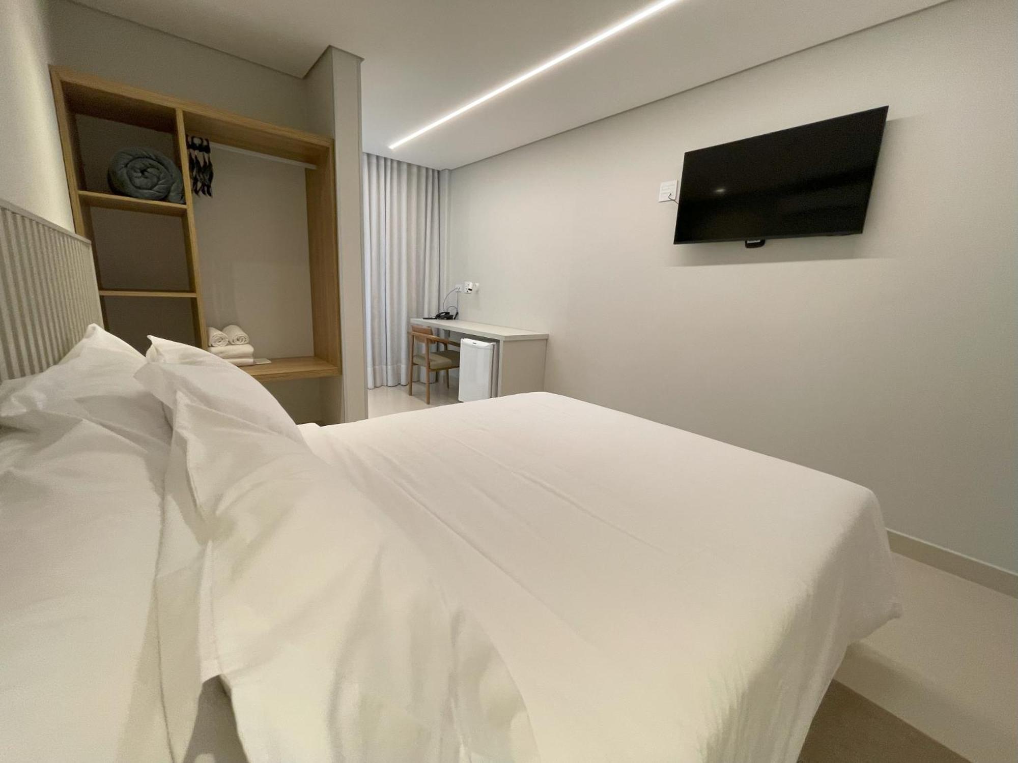 Estoril Hotel Marília Dış mekan fotoğraf