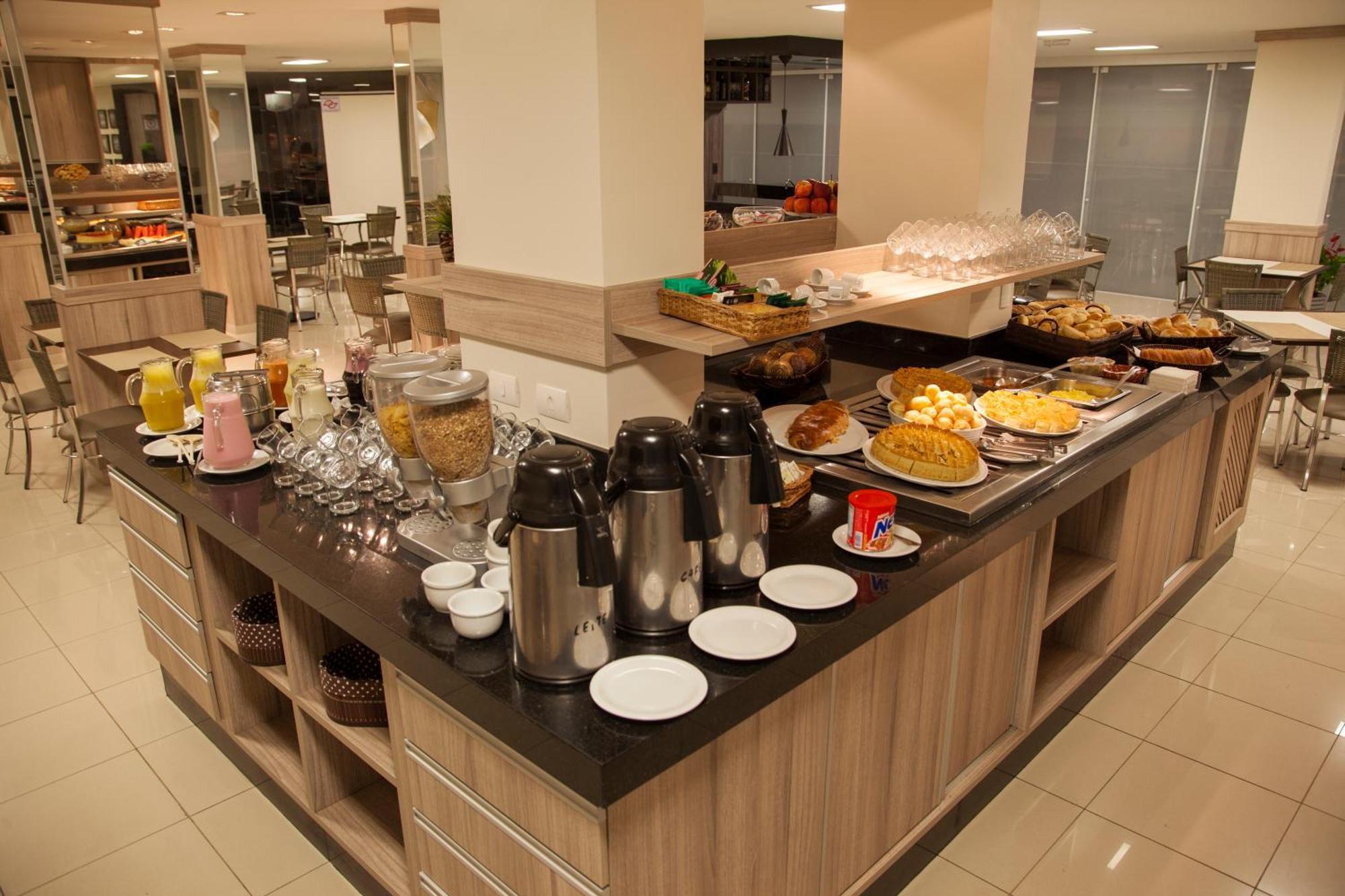 Estoril Hotel Marília Dış mekan fotoğraf