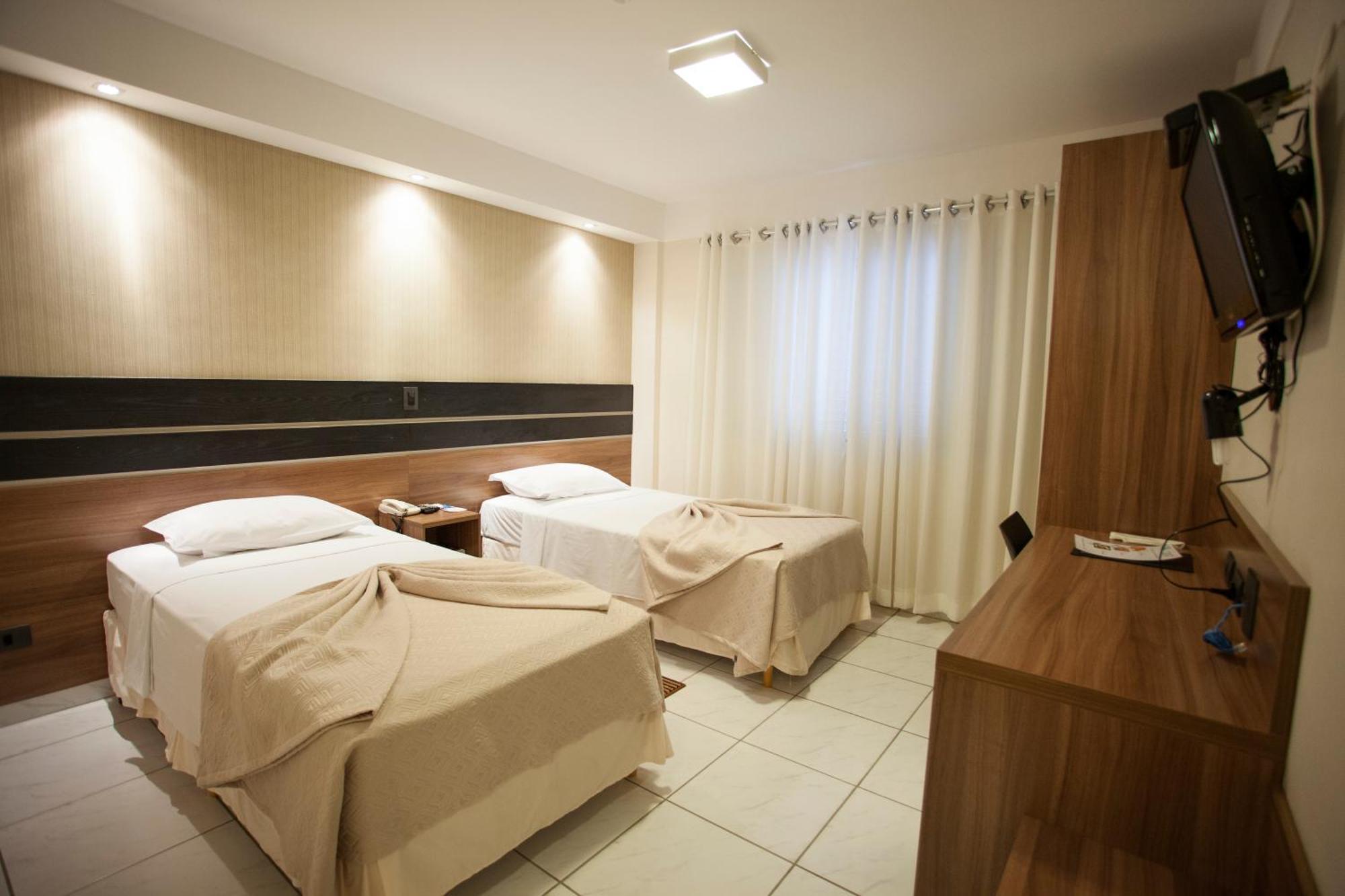 Estoril Hotel Marília Dış mekan fotoğraf