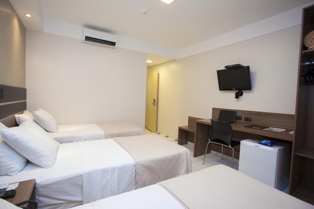 Estoril Hotel Marília Dış mekan fotoğraf