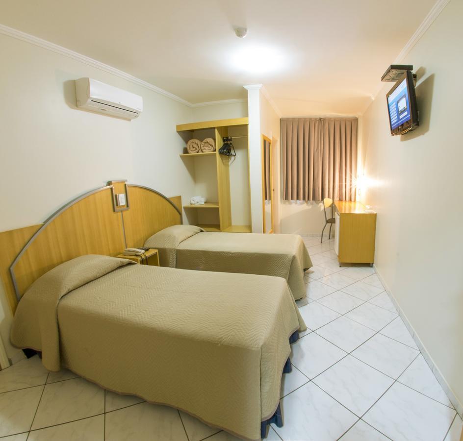 Estoril Hotel Marília Dış mekan fotoğraf